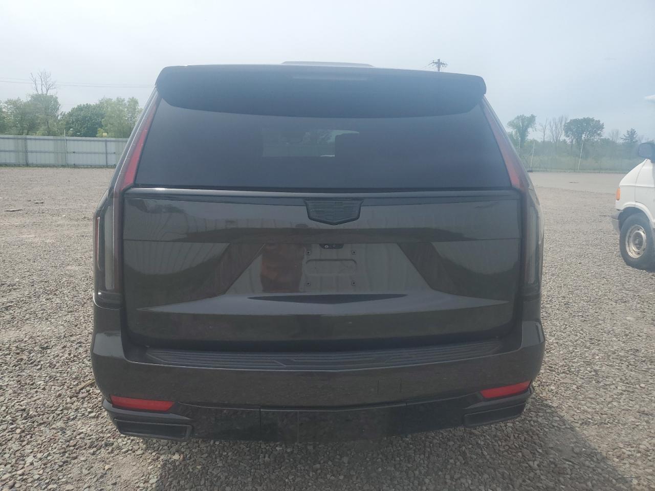 2021 Cadillac Escalade - Image 6