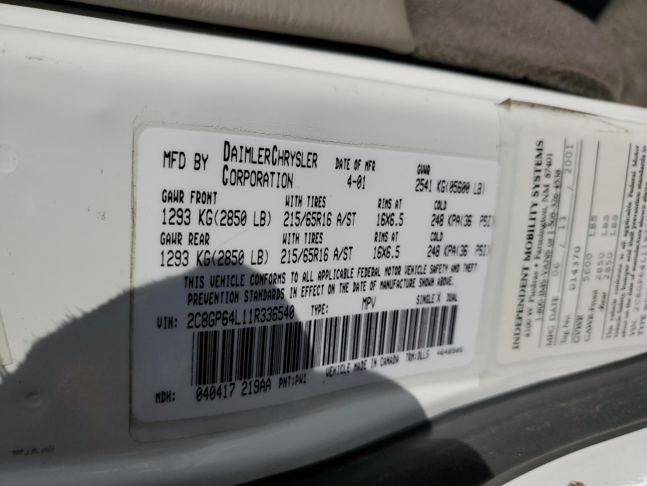 2001 Chrysler Town & Country Limited VIN: 2C8GP64L11R336540 Lot: 56532555