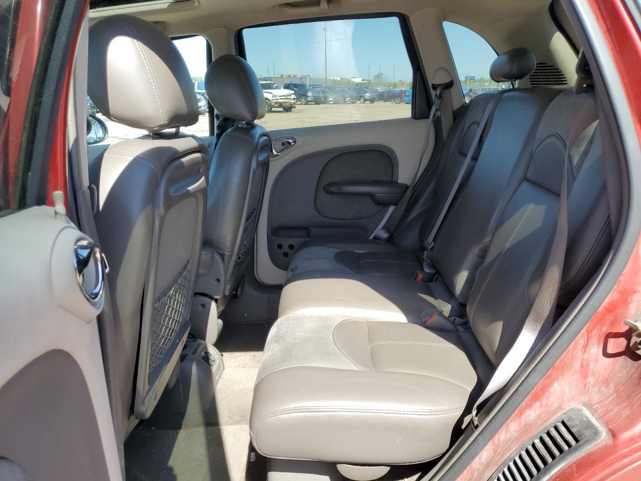 2002 Chrysler Pt Cruiser Limited VIN: 3C8FY68B22T372343 Lot: 57236865