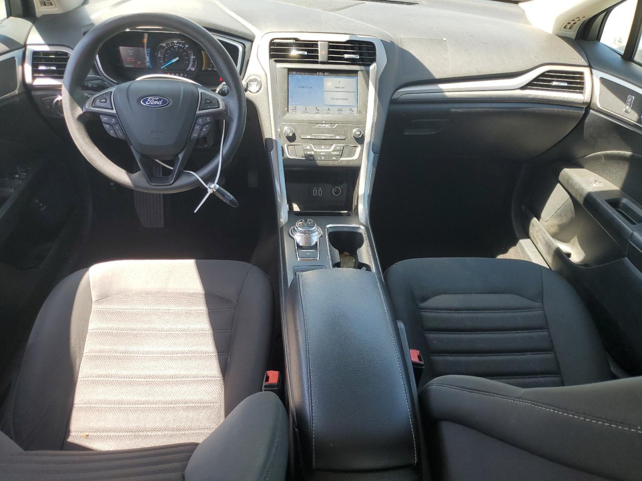 2019 Ford Fusion Se VIN: 3FA6P0LU3KR124874 Lot: 57160475