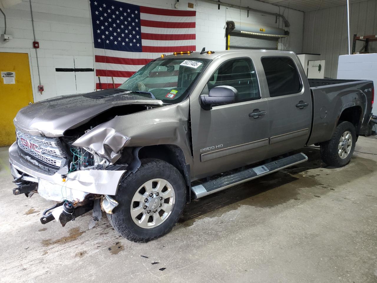 2012 Gmc Sierra K2500 Sle იყიდება Candia-ში, NH - Front End