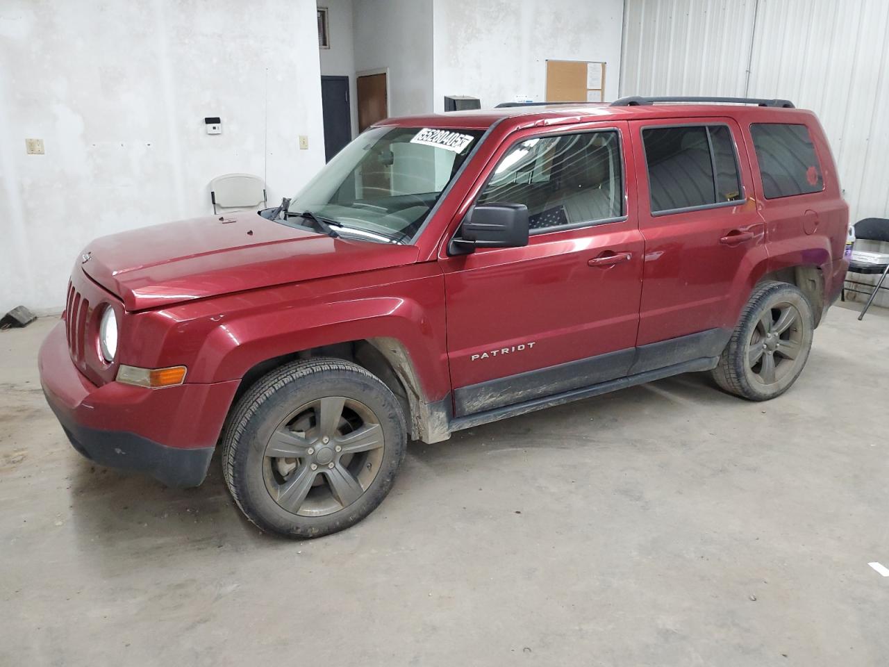 2014 Jeep Patriot Latitude იყიდება Cicero-ში, IN - Minor Dent/Scratches
