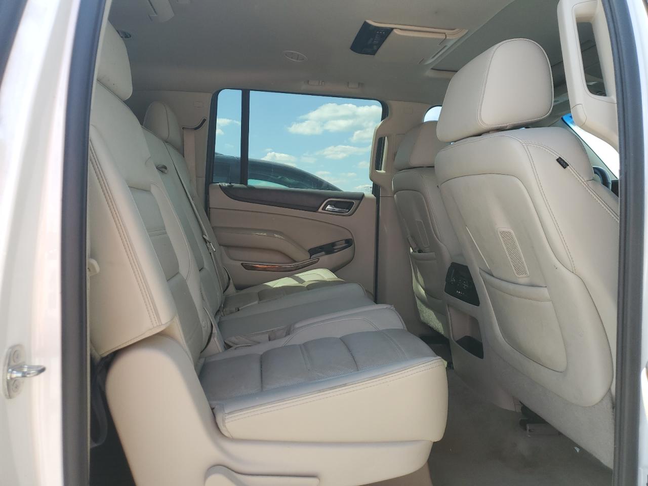 2016 GMC Yukon Xl Denali VIN: 1GKS2HKJ0GR177150 Lot: 56057545