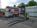 2005 Crown Order Picker na sprzedaż w Fort Wayne, IN - Front End