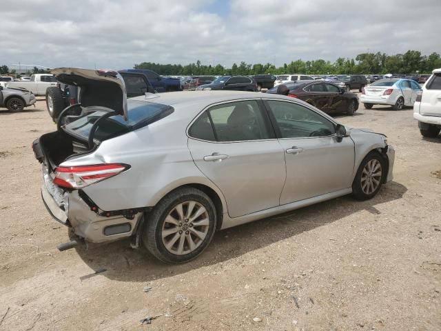  TOYOTA CAMRY 2019 Серебристый