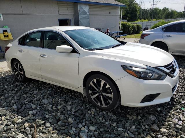  NISSAN ALTIMA 2018 White