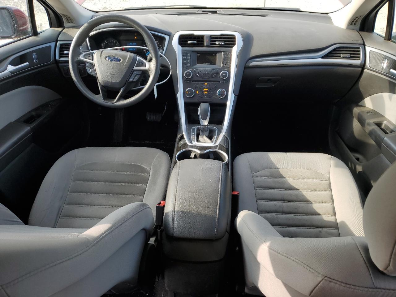 2015 Ford Fusion S VIN: 3FA6P0G78FR180013 Lot: 56060095