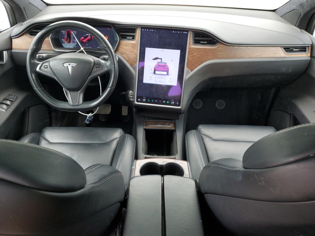 2019 Tesla Model X VIN: 5YJXCDE24KF160443 Lot: 55465515