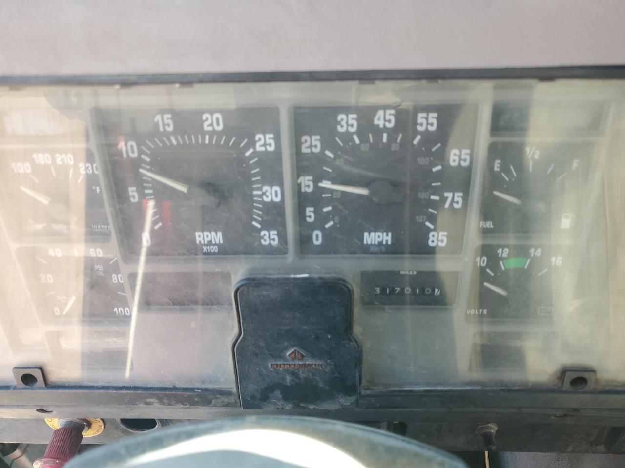 1997 International 4000 4700 VIN: 1HTSCAAM3VH442984 Lot: 56238025