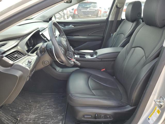  BUICK LACROSSE 2017 Серебристый