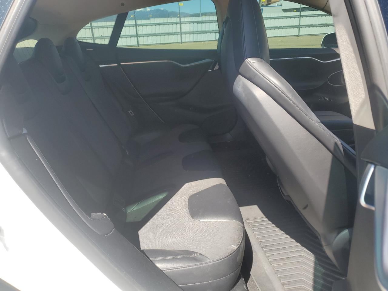 2013 Tesla Model S VIN: 5YJSA1AG3DFP11108 Lot: 56247045