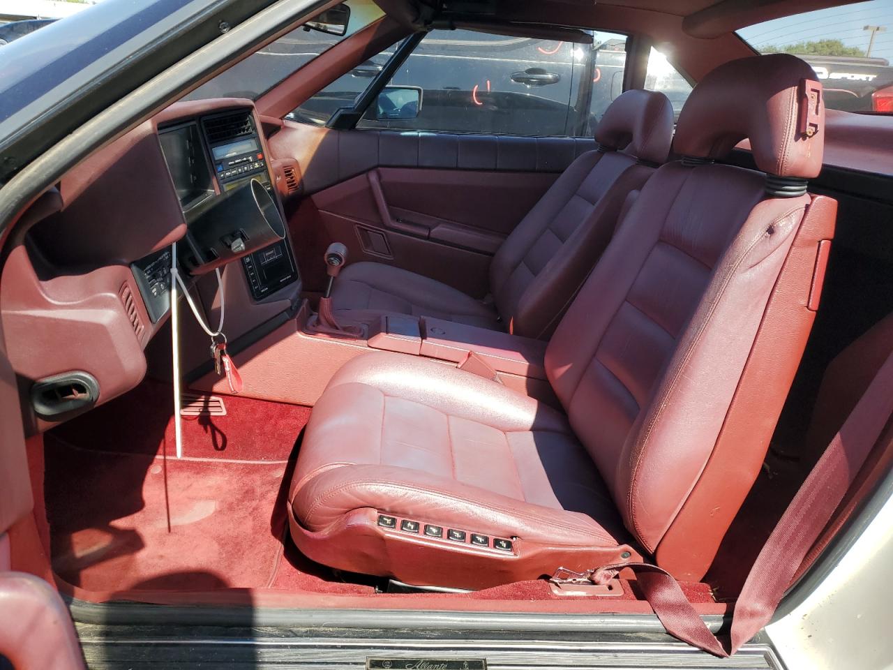 1989 Cadillac Allante VIN: 1G6VR3184KU103180 Lot: 55631135