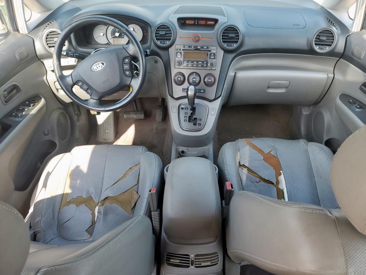 2007 Kia Rondo Lx VIN: KNAFG526777056598 Lot: 59095225