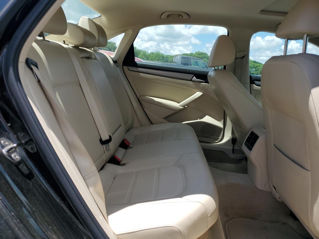 2014 Volkswagen Passat Se VIN: 1VWBT7A30EC070909 Lot: 56470155