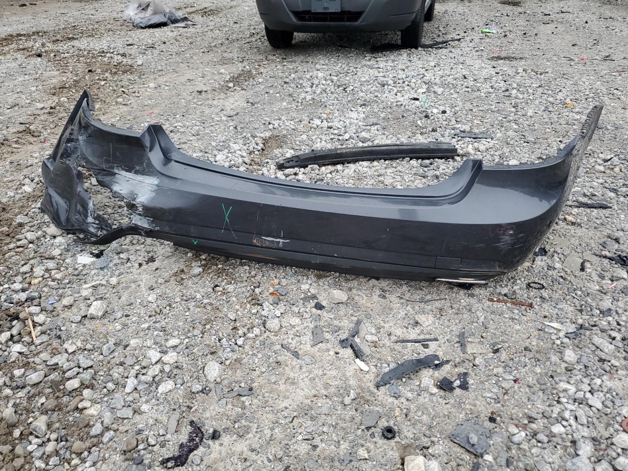 2010 Mercedes-Benz E 350 VIN: WDDHF5GB1AA255456 Lot: 57782985