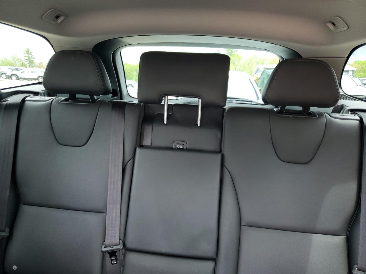 2015 Volvo Xc60 T6 Premier+ VIN: YV4902RCXF2626083 Lot: 57111005