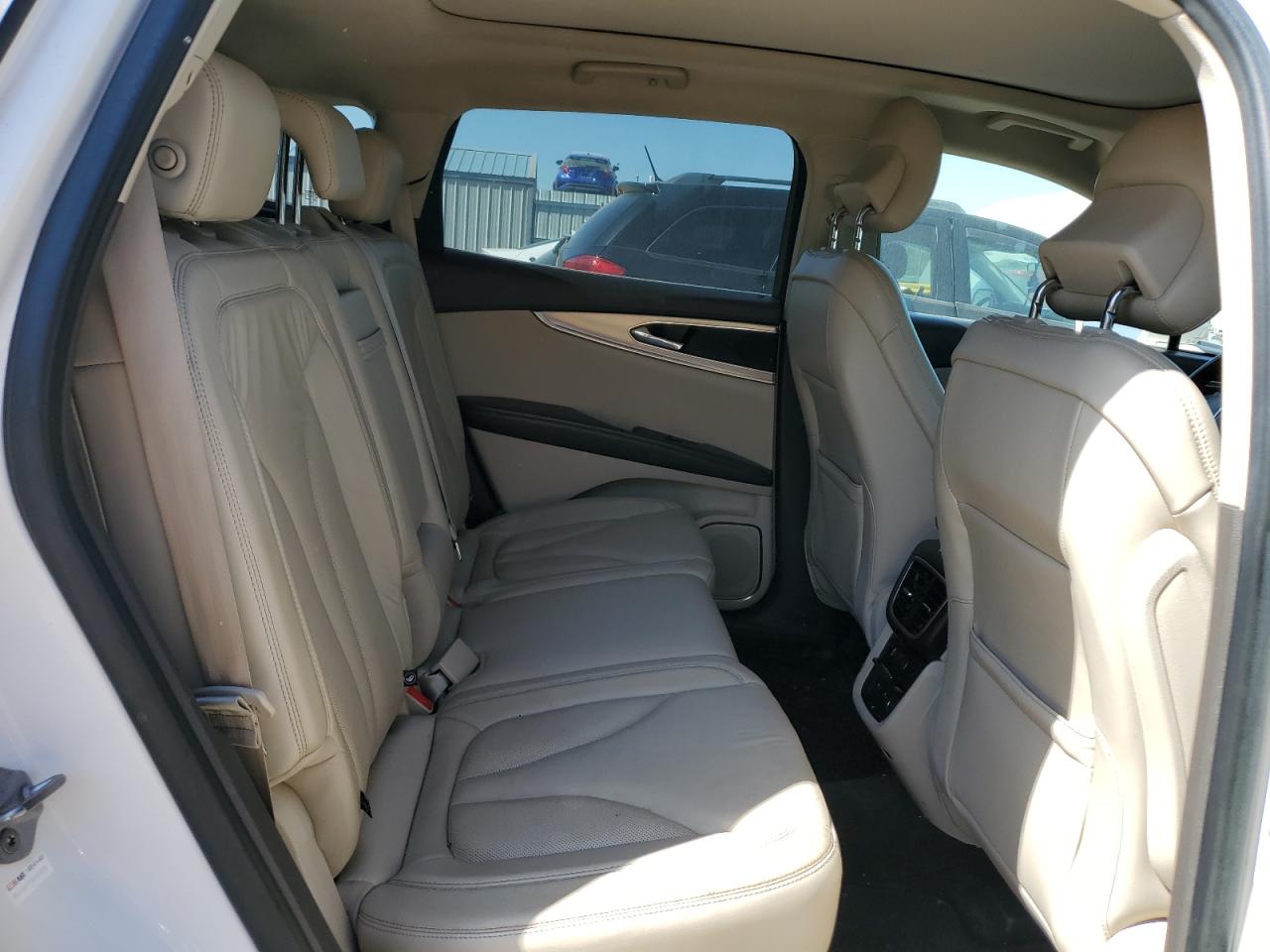 2016 Lincoln Mkx Select VIN: 2LMTJ8KR3GBL74938 Lot: 56517305
