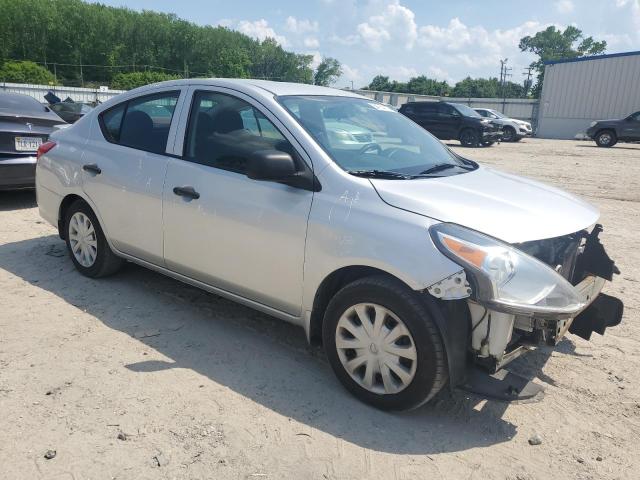 NISSAN VERSA 2015 Серебристый