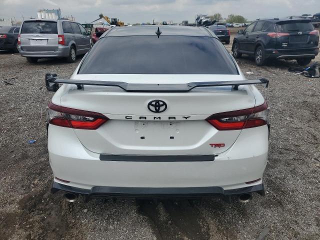  TOYOTA CAMRY 2022 Biały