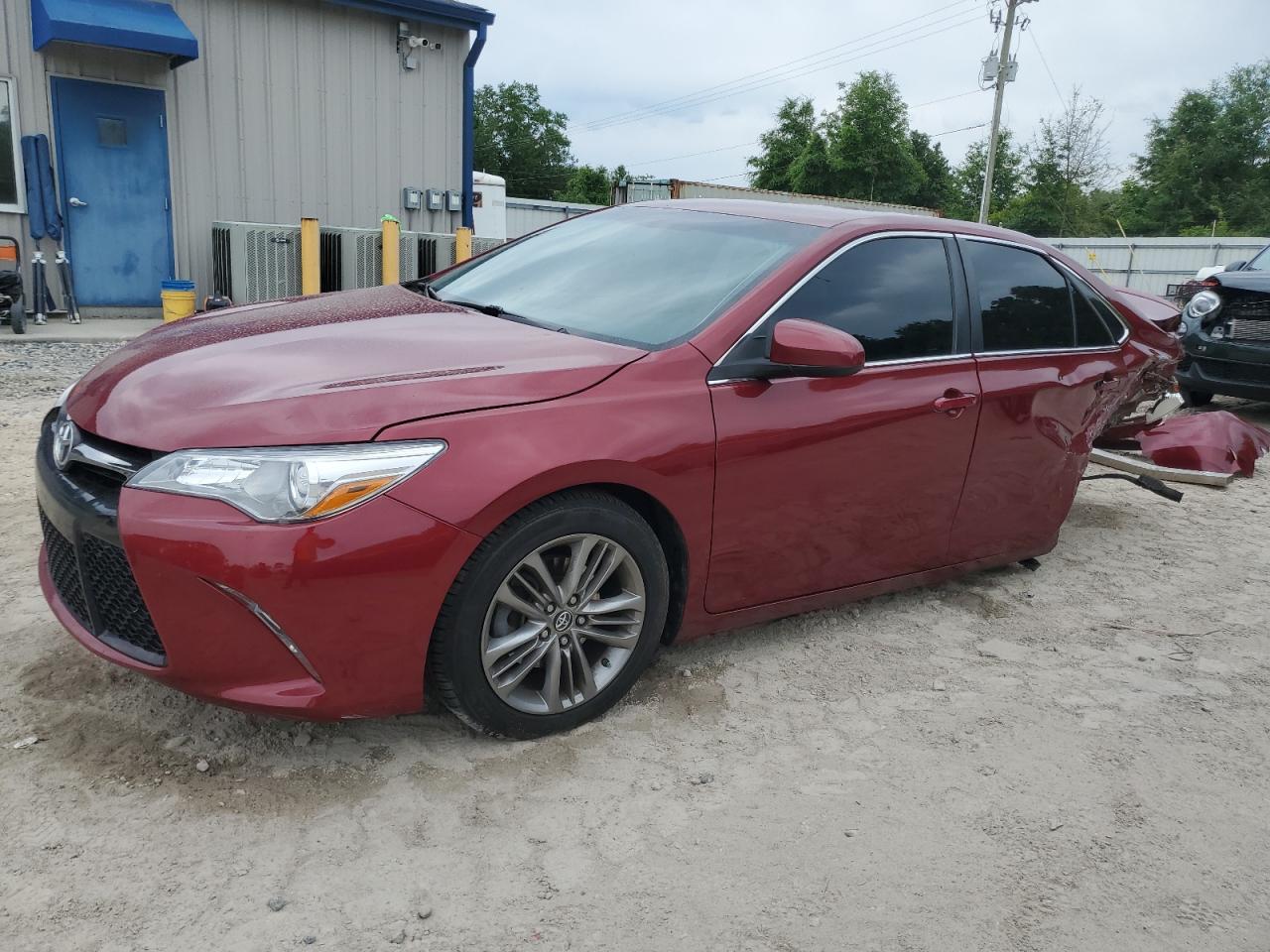 2016 Toyota Camry Le продається в Midway, FL - Side