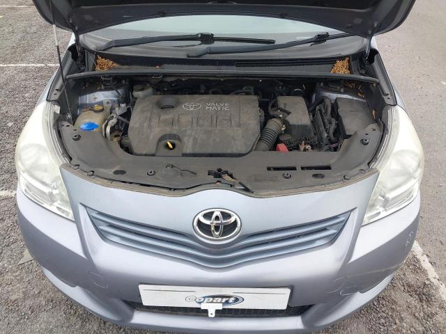 2009 TOYOTA VERSO TR V