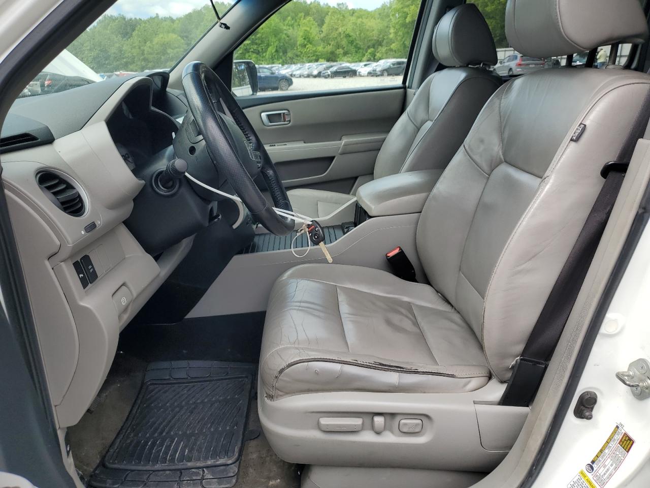 2011 Honda Pilot Touring VIN: 5FNYF4H96BB069081 Lot: 57438885