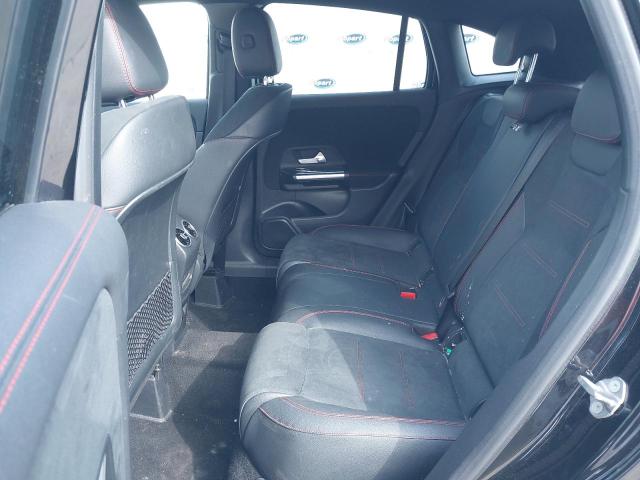 2022 MERCEDES BENZ GLA 200 AM