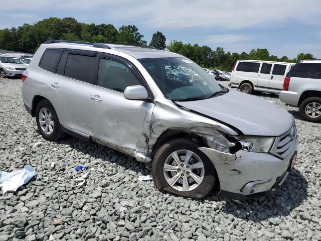  TOYOTA HIGHLANDER 2013 Srebrny