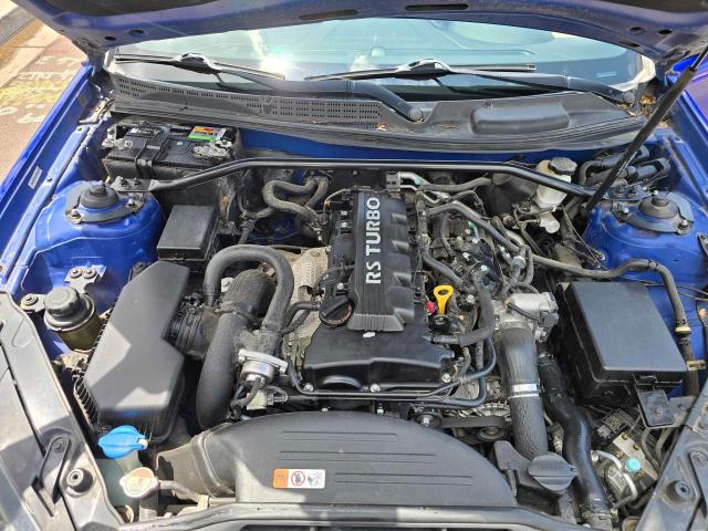 Coupet HYUNDAI GENESIS 2013 Granatowy