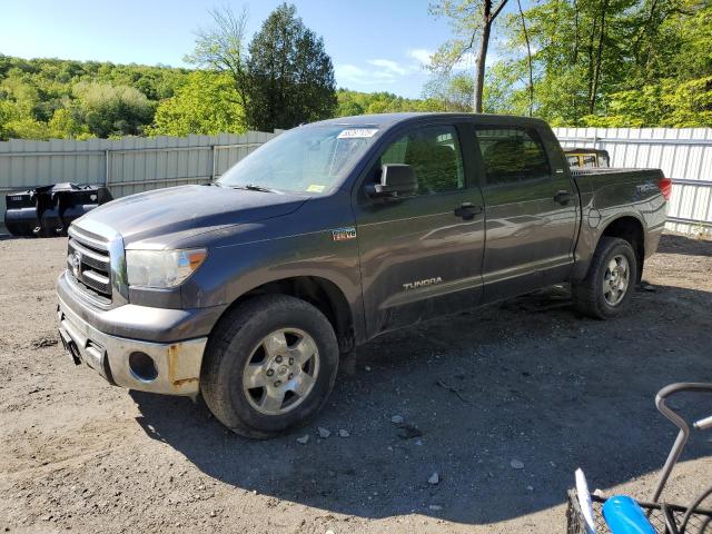 2013 Toyota Tundra Crewmax Sr5