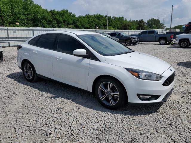 FORD FOCUS 2018 White