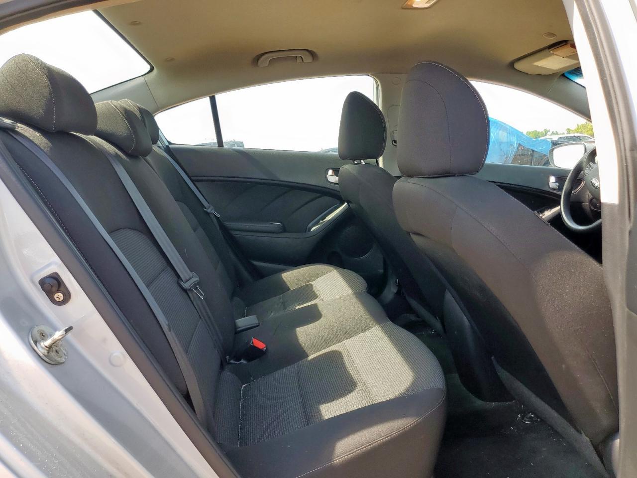 2018 Kia Forte Lx VIN: 3KPFK4A71JE184753 Lot: 58437765