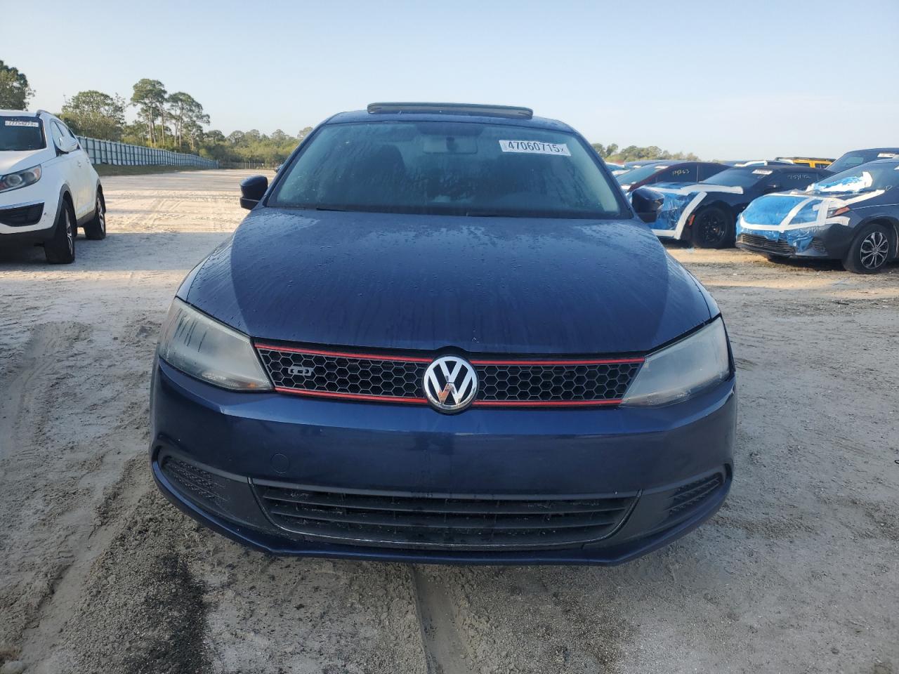 2014 Volkswagen Jetta - Image 5