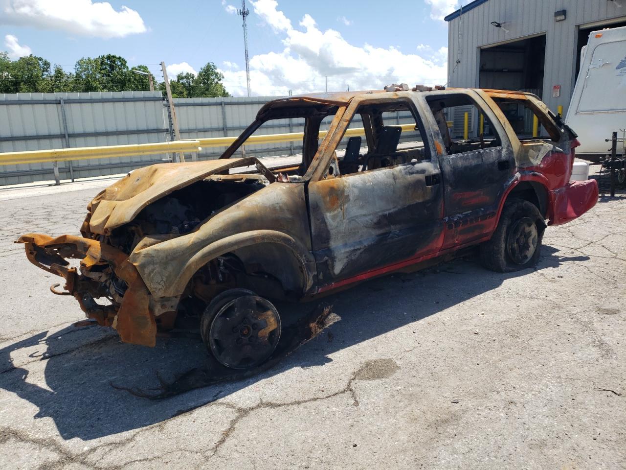 2004 Chevrolet Blazer იყიდება Rogersville-ში, MO - Burn - Interior