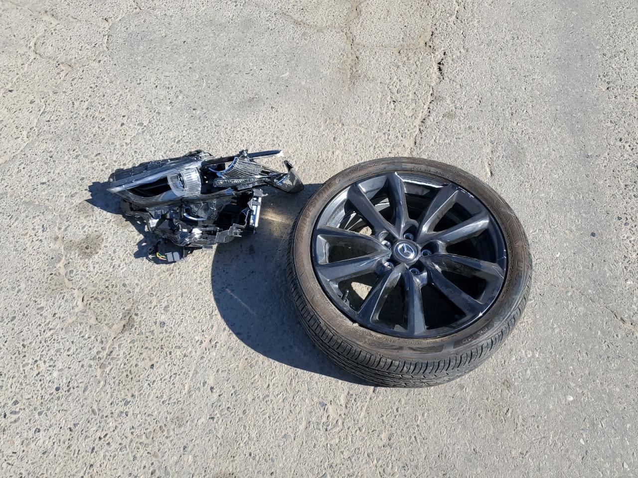 2025 Mazda 3 Premium Plus VIN: JM1BPBNY9S1760522 Lot: 56765745