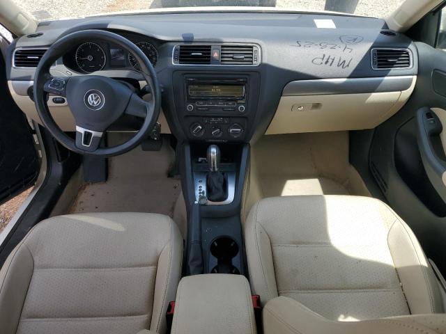 Sedans VOLKSWAGEN JETTA 2014 Biały
