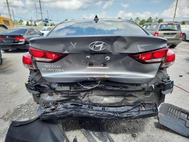  HYUNDAI ELANTRA 2018 Srebrny