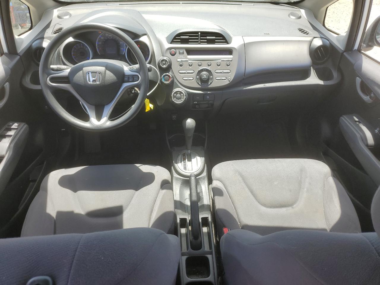 2013 Honda Fit VIN: JHMGE8H39DC075344 Lot: 56944945