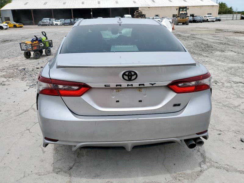  TOYOTA CAMRY 2022 Серебристый