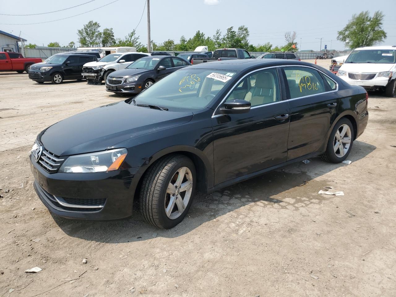 2013 Volkswagen Passat Se იყიდება Pekin-ში, IL - Front End