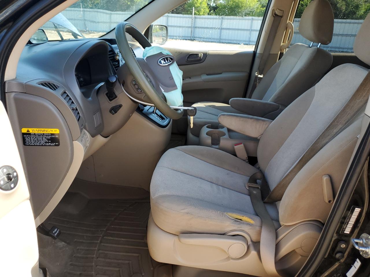 2011 Kia Sedona Lx VIN: KNDMG4C76B6379213 Lot: 58155725