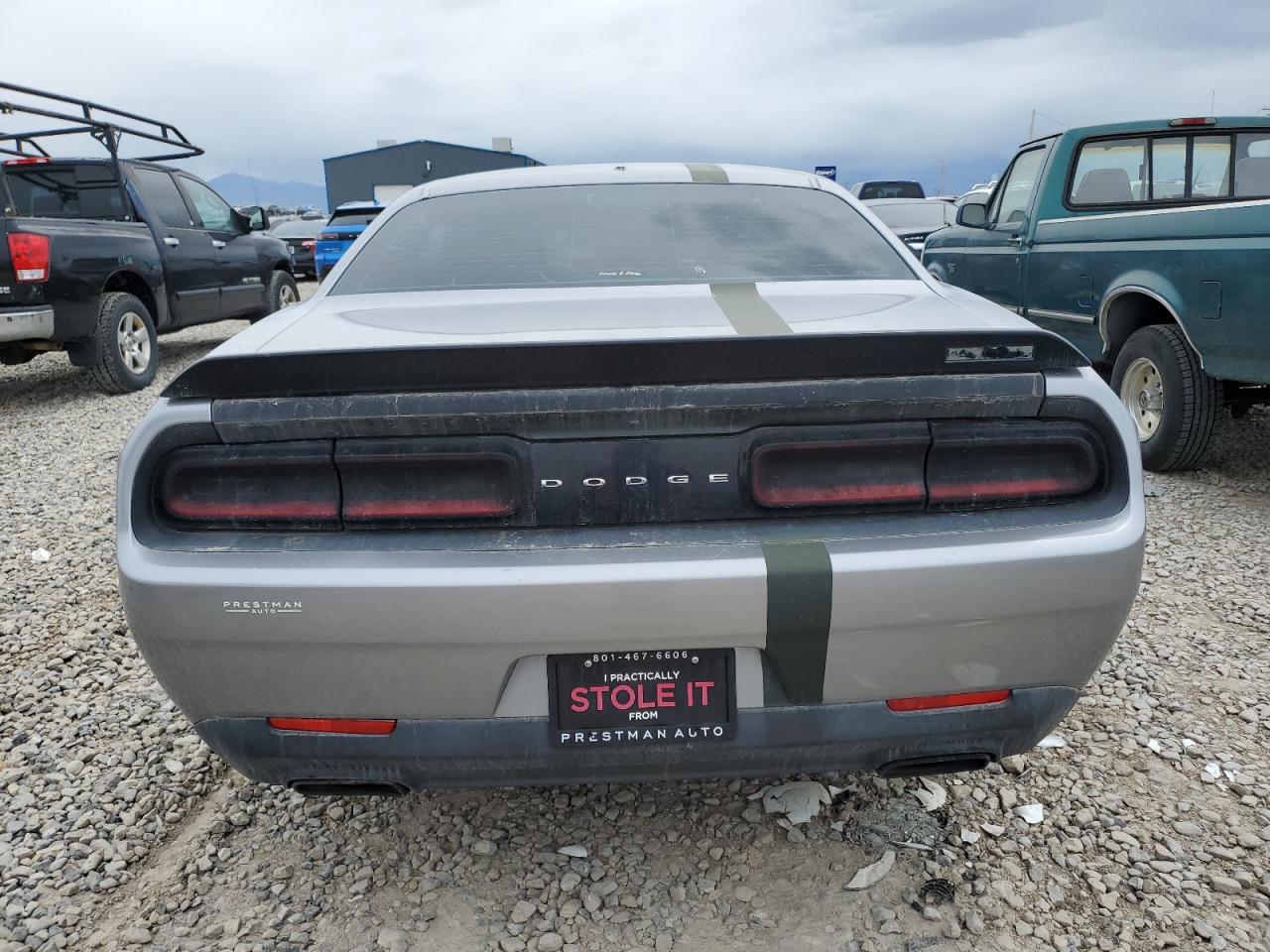 2018 Dodge Challenger Sxt VIN: 2C3CDZAG5JH132674 Lot: 57365555