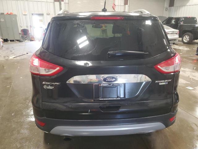  FORD ESCAPE 2015 Czarny