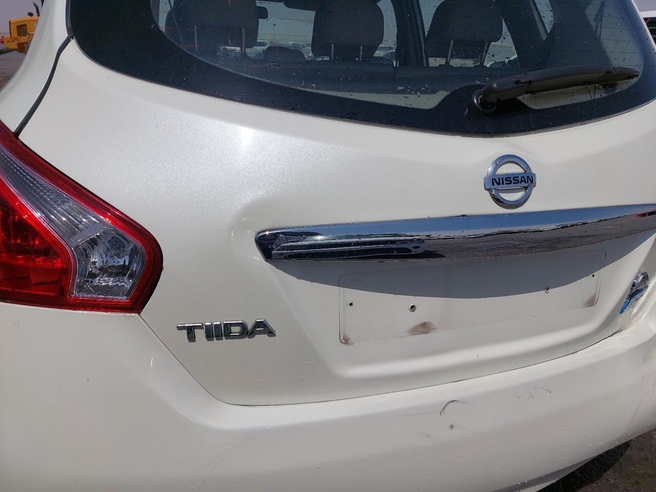 MNTBC2C91E6003380 - 2014 Nissan Tiida - #58643565