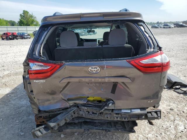 Мінівени TOYOTA All Models 2017 Сірий