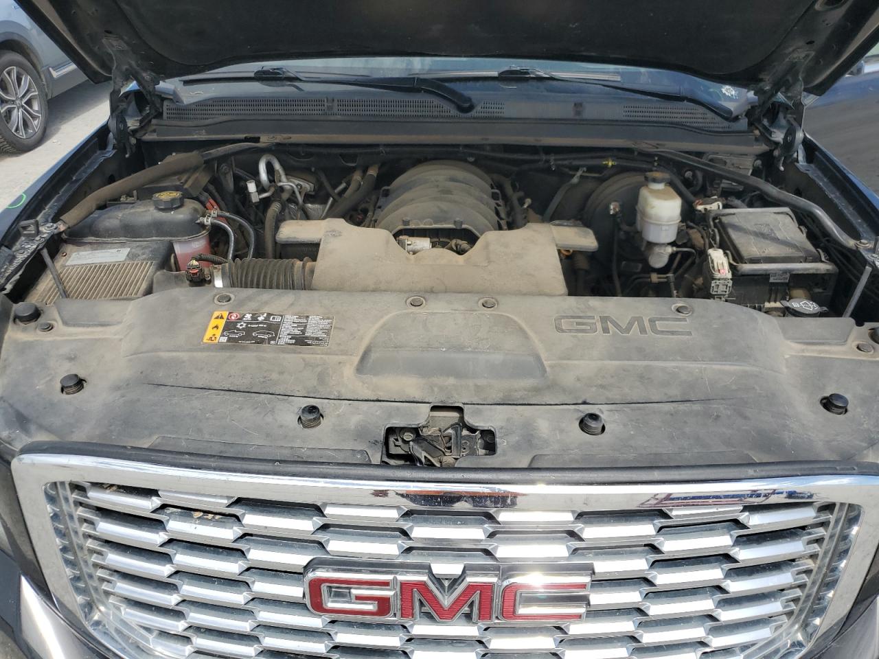 2019 GMC Yukon Denali VIN: 1GKS2CKJ2KR322667 Lot: 56647765