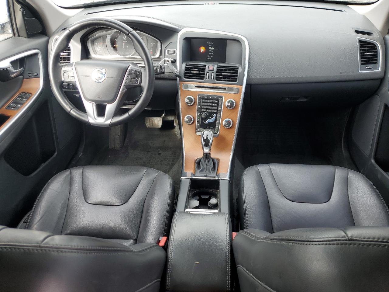 2017 Volvo Xc60 T5 Inscription VIN: YV440MDU0H2023717 Lot: 56286845