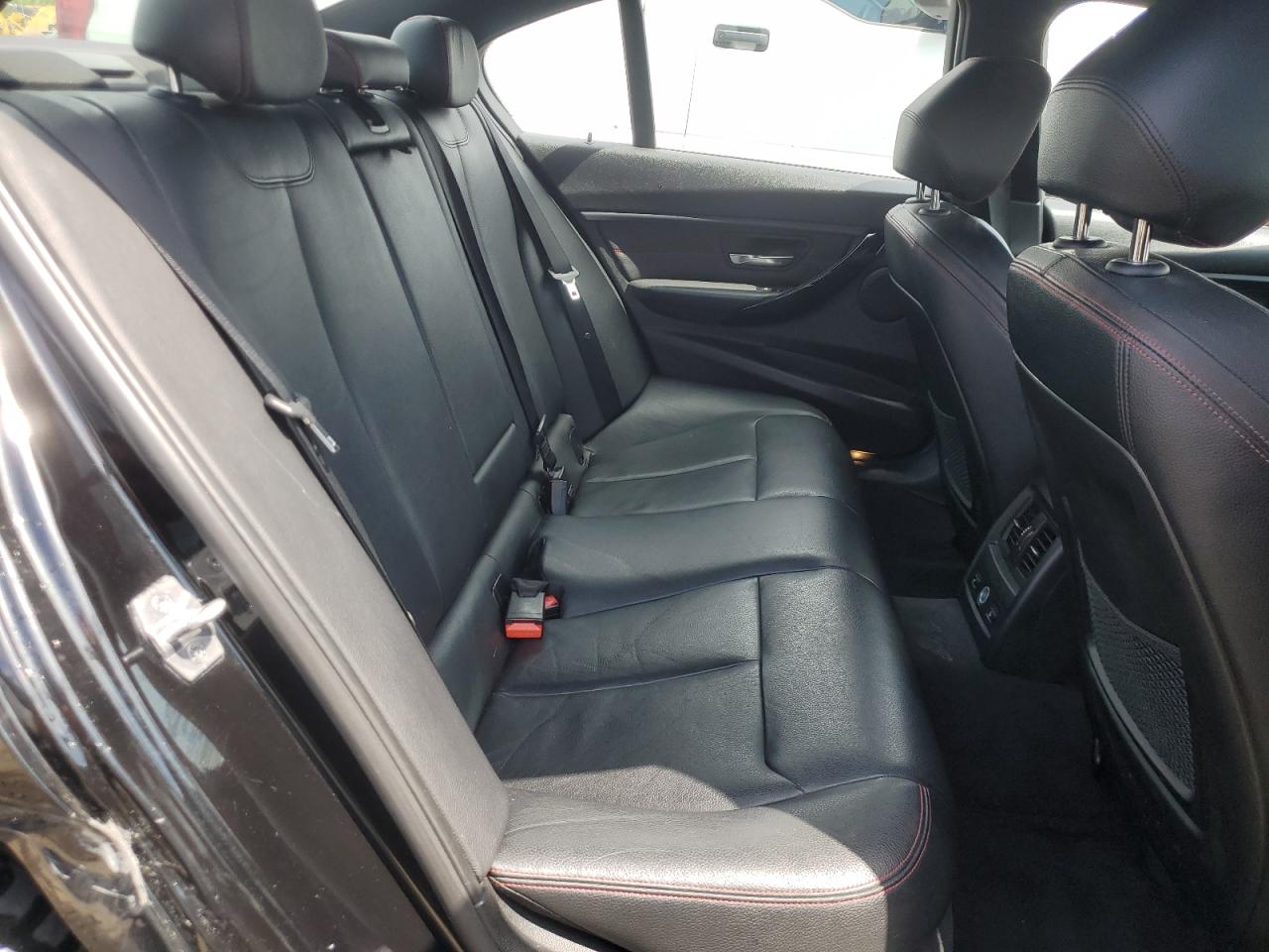 2014 BMW 335 Xi VIN: WBA3B9G5XENR92426 Lot: 57073385
