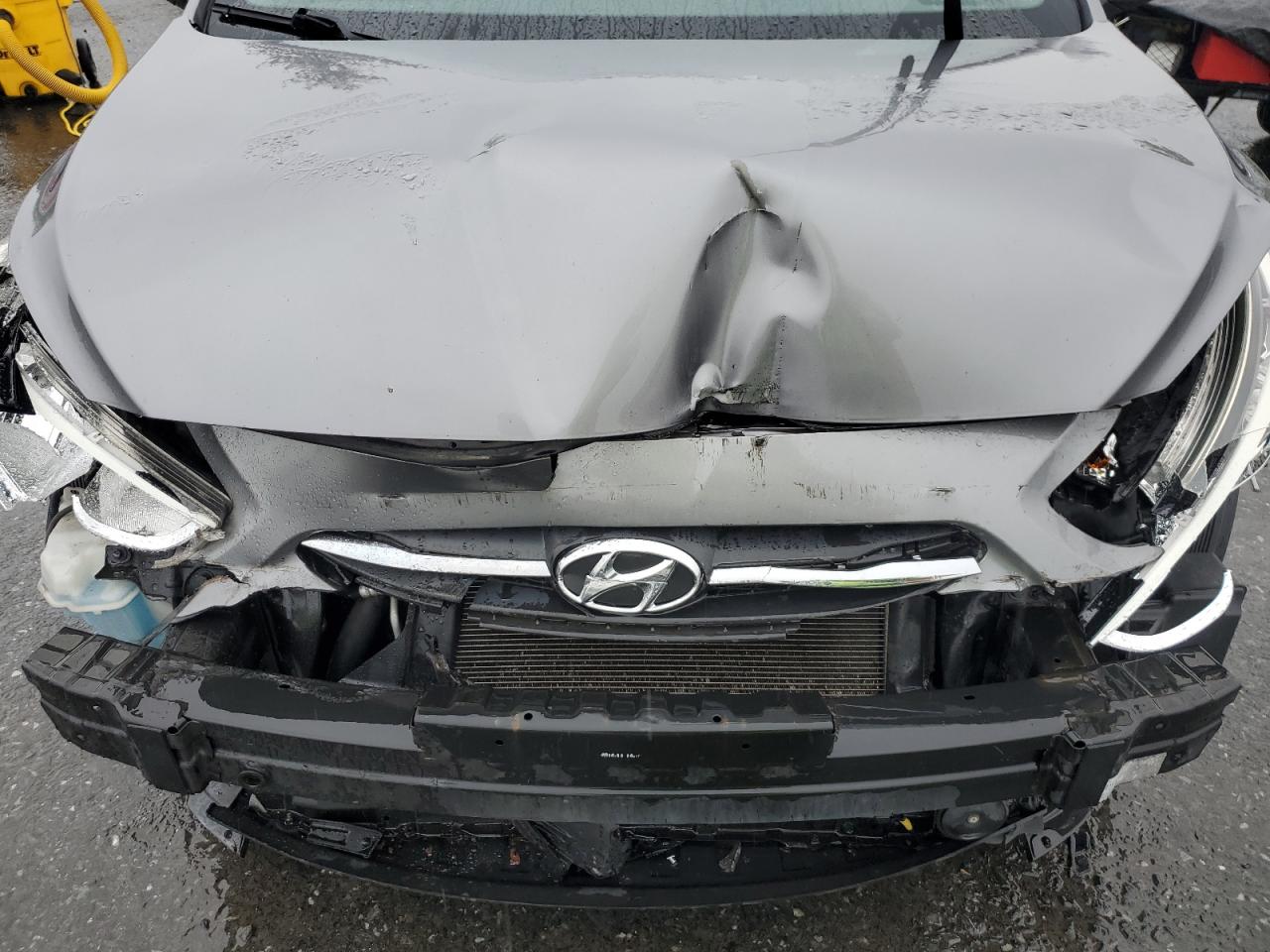 2015 Hyundai Accent Gls VIN: KMHCT4AE1FU826861 Lot: 56689285