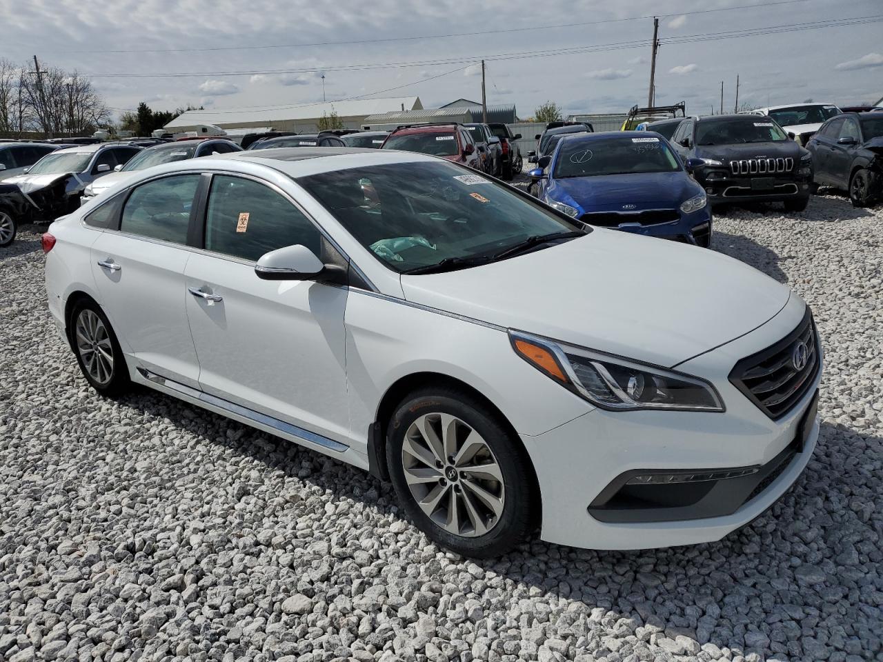 2017 Hyundai Sonata - Image 4